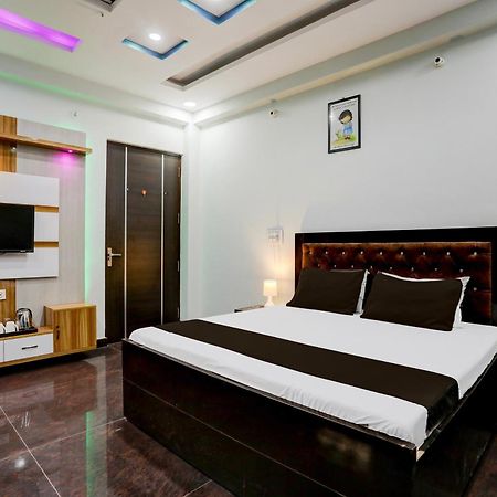 Hotel O Grand Epic Inn Noida Exterior foto