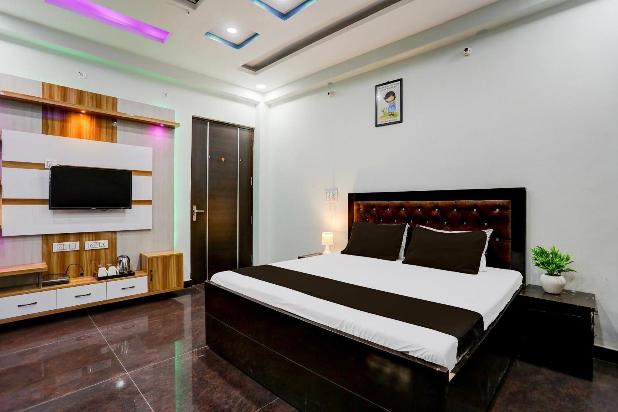 Hotel O Grand Epic Inn Noida Exterior foto