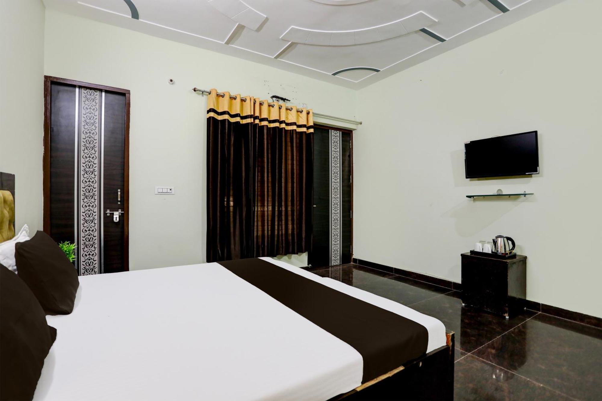 Hotel O Grand Epic Inn Noida Exterior foto